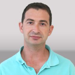 אלי פישר אלי פישר